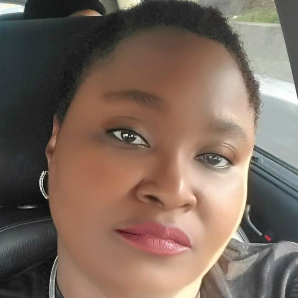 Meet your Posher, Chinazo